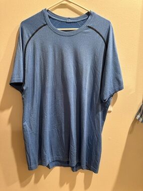 lululemon athletica Short Sleeve Crew in Dusty Blue